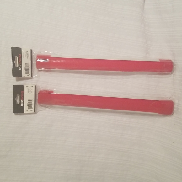 Set of 2 Silicone Baking Mats, 16in x 10in - Picture 2 of 4